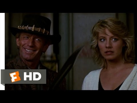 That&#039;s A Knife - Crocodile Dundee (4/8) Movie CLIP (1986) HD